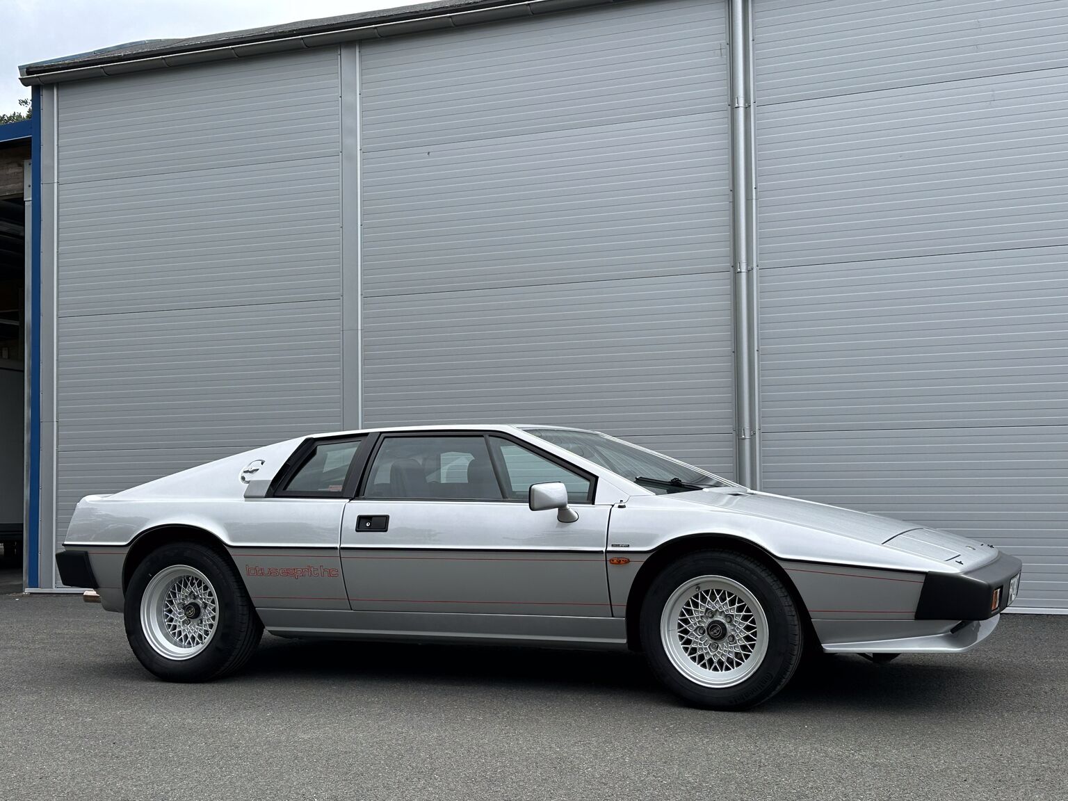 Exteriörbild på 1987 Lotus Esprit S3