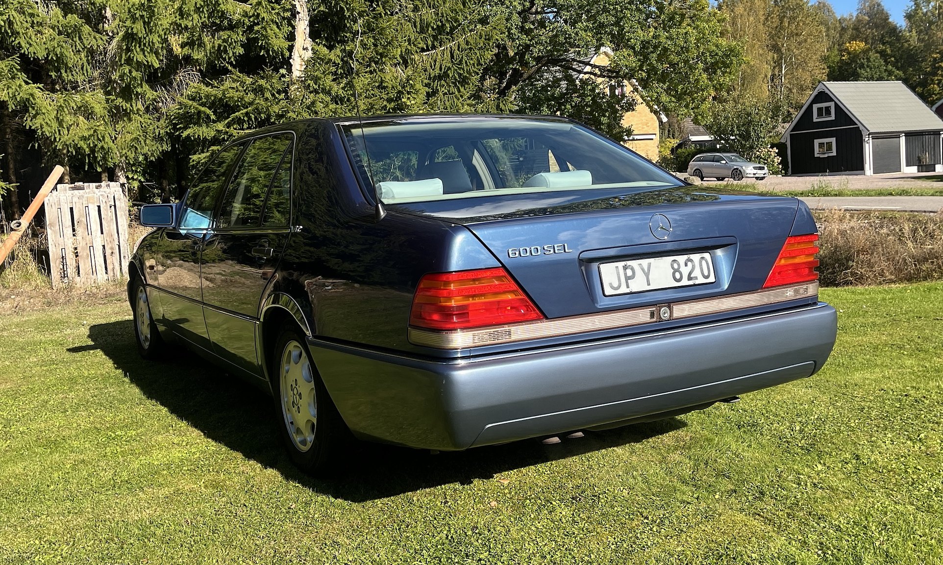 Exteriörbild på 1992 Mercedes-Benz 600 SEL