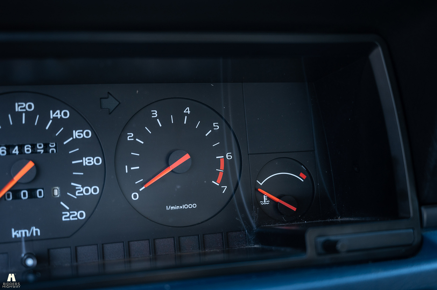 Interior image of 1988 Volvo 740 GL (17)