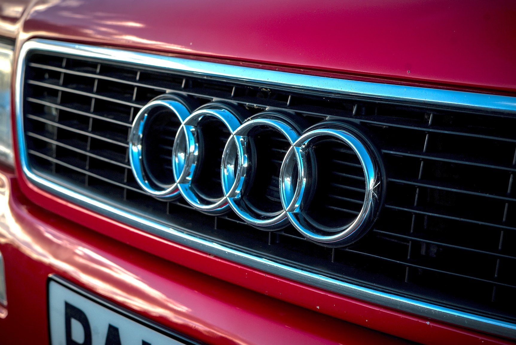 Exterior image of 1992 Audi quattro S2 Abt C5