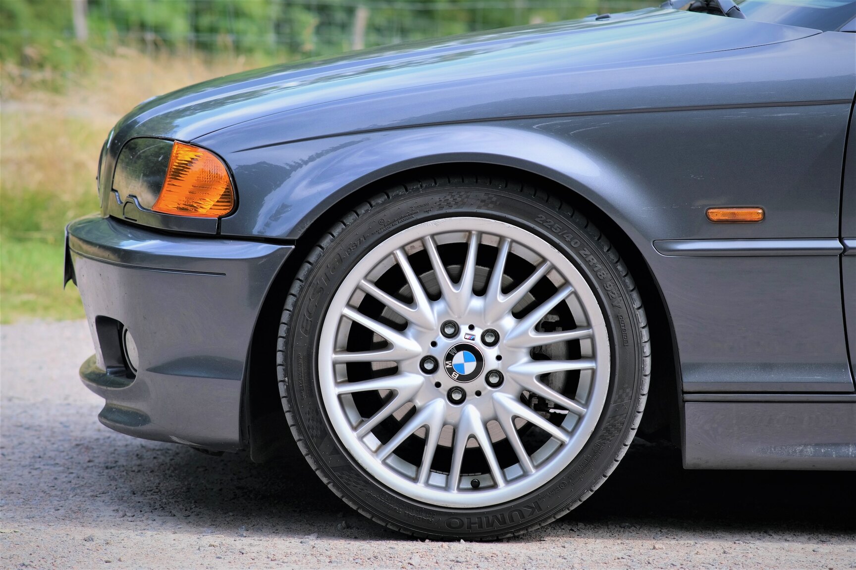 Exteriörbild på 2002  BMW 330Ci 