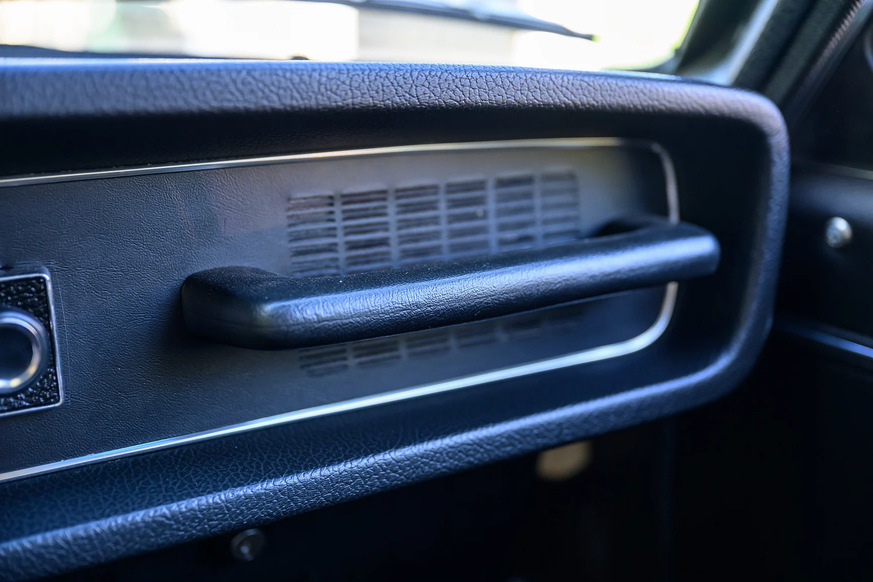 Interiörbild 1971 Volvo 144 2.0 Automatic (35)