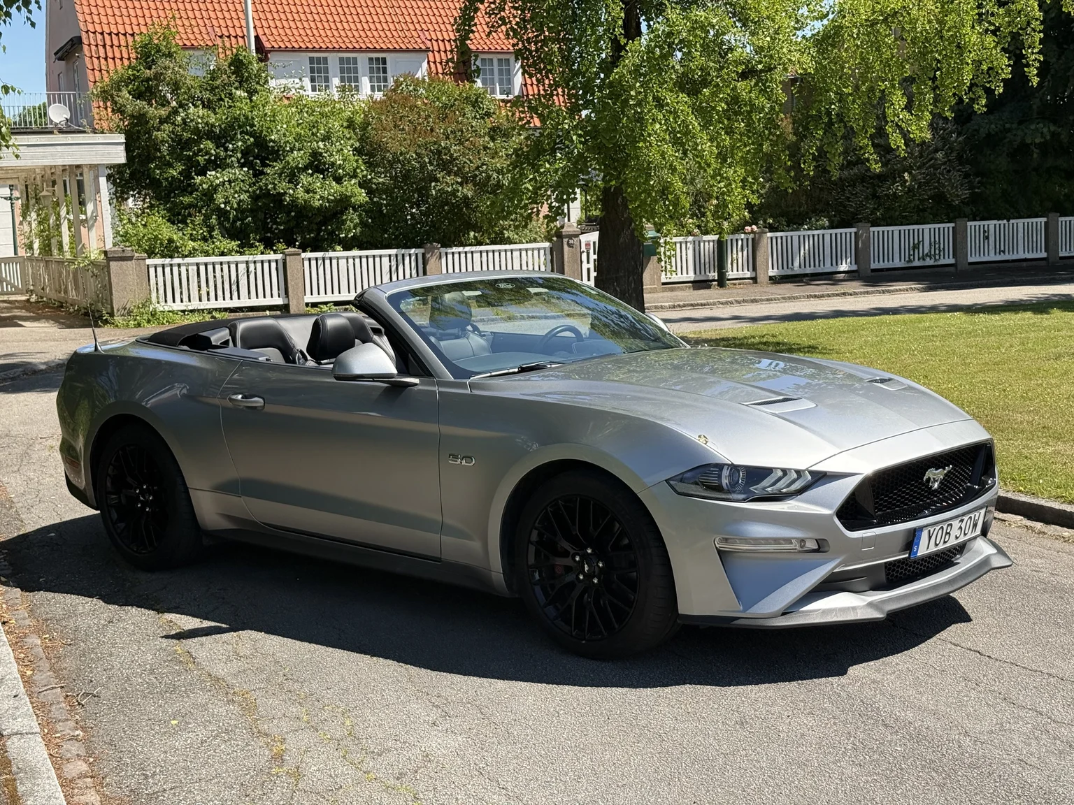 Exterior image of 2021 Ford Mustang GT Cabriolet (12)