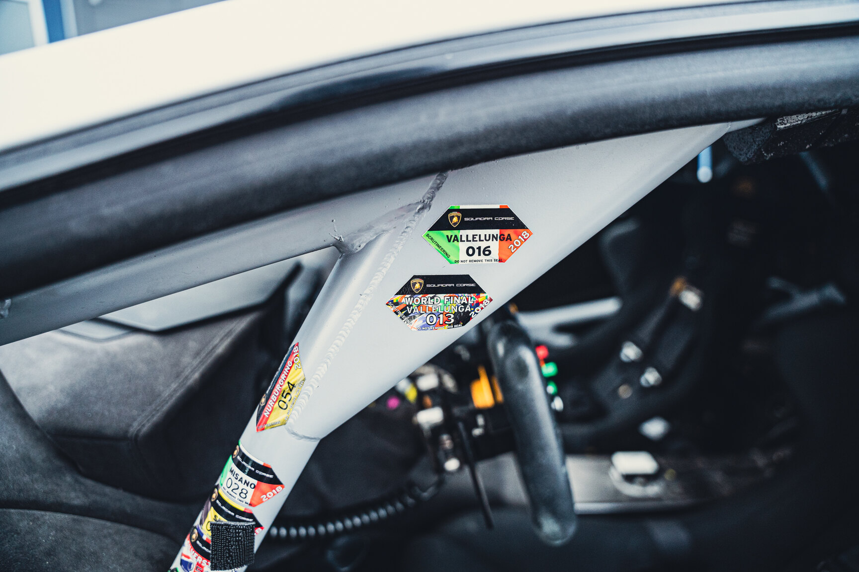Interiörbild 2017 Lamborghini Huracan Supertrofeo LP620-2