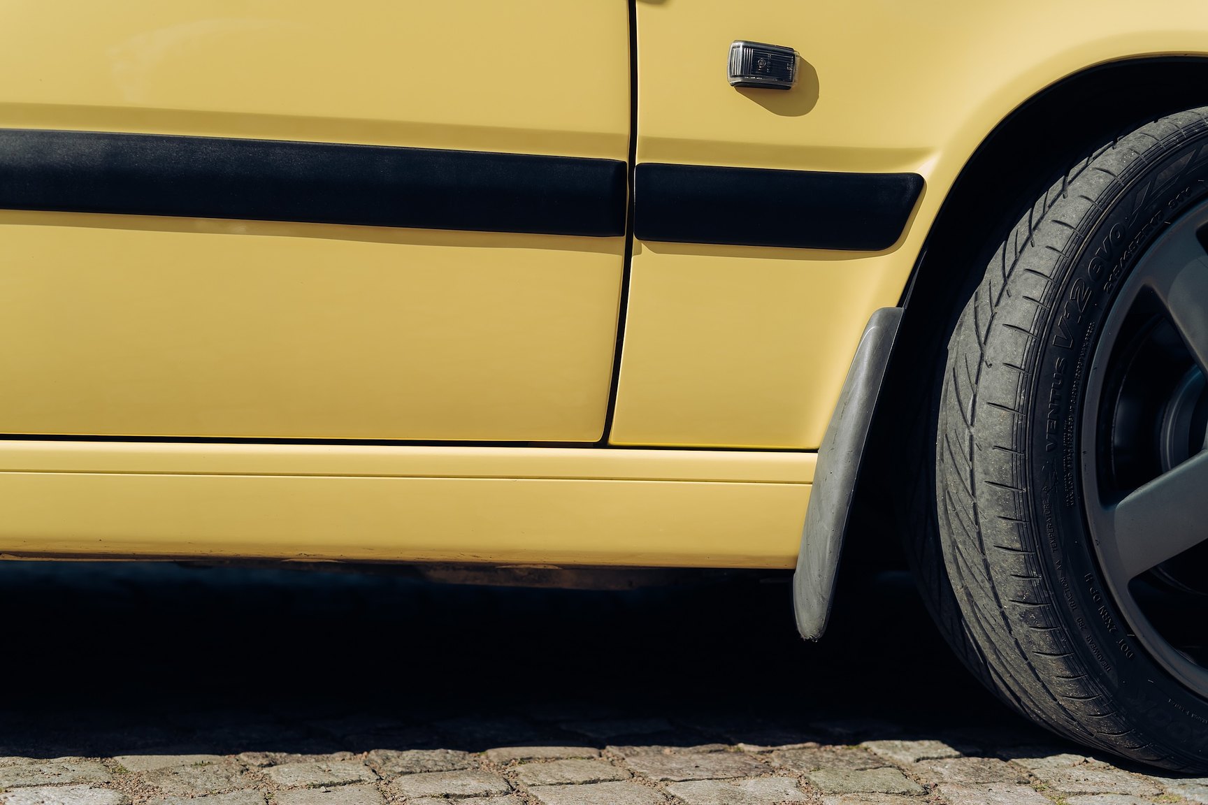 Exteriörbild på 1995 Volvo 850 T-5 R Kombi 
