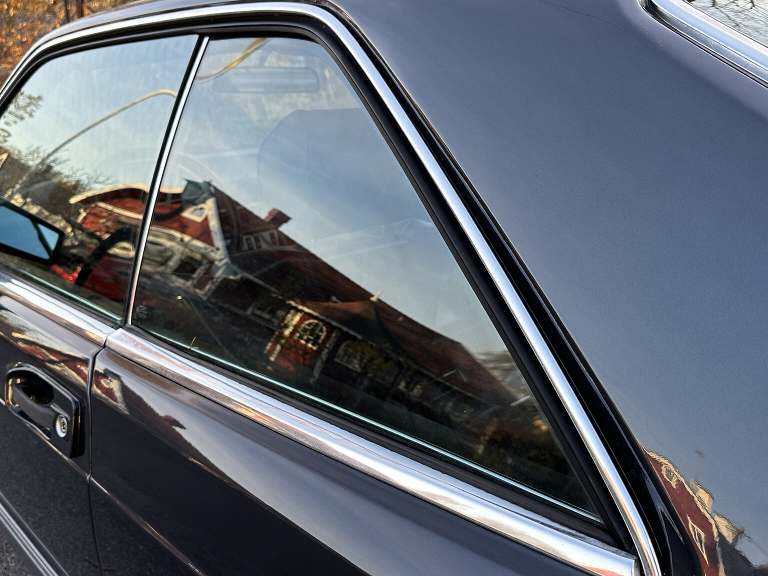 Aussenfoto 1988 Mercedes 560 SEC