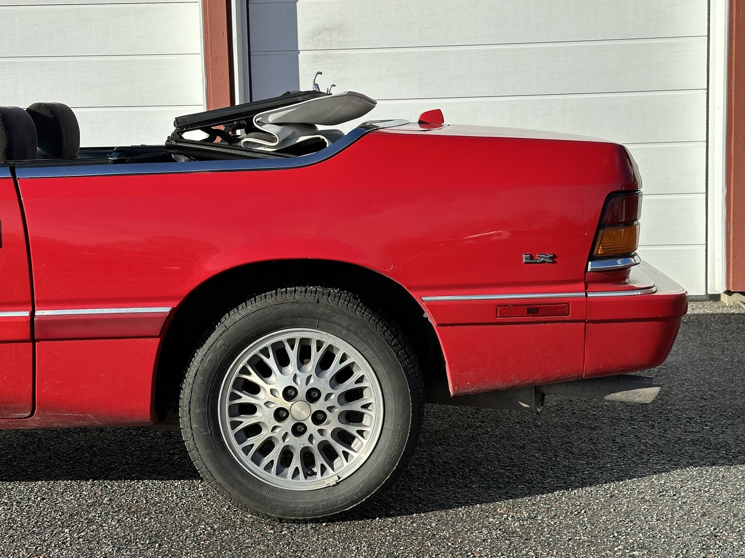 Exterior image of 1995 Chrysler LeBaron
