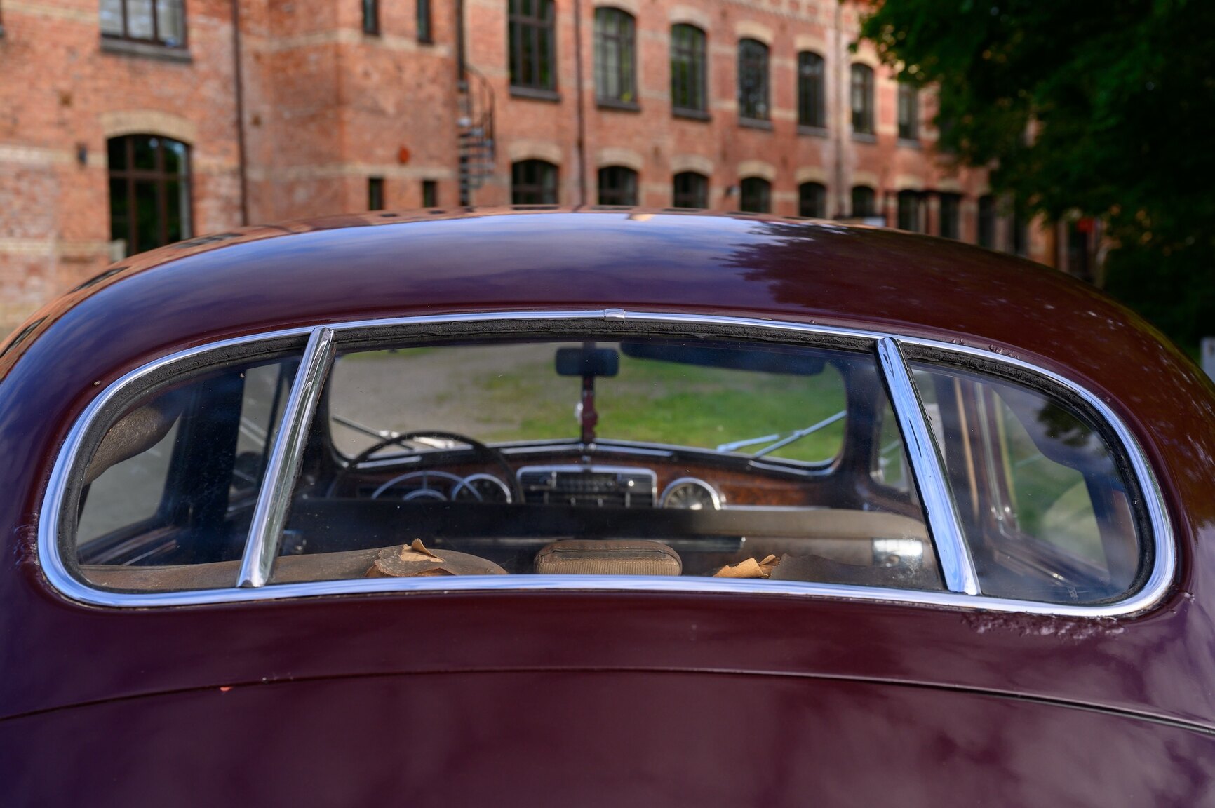 Exterior image of 1941 Cadillac Model Sixty-One Fastback (75)
