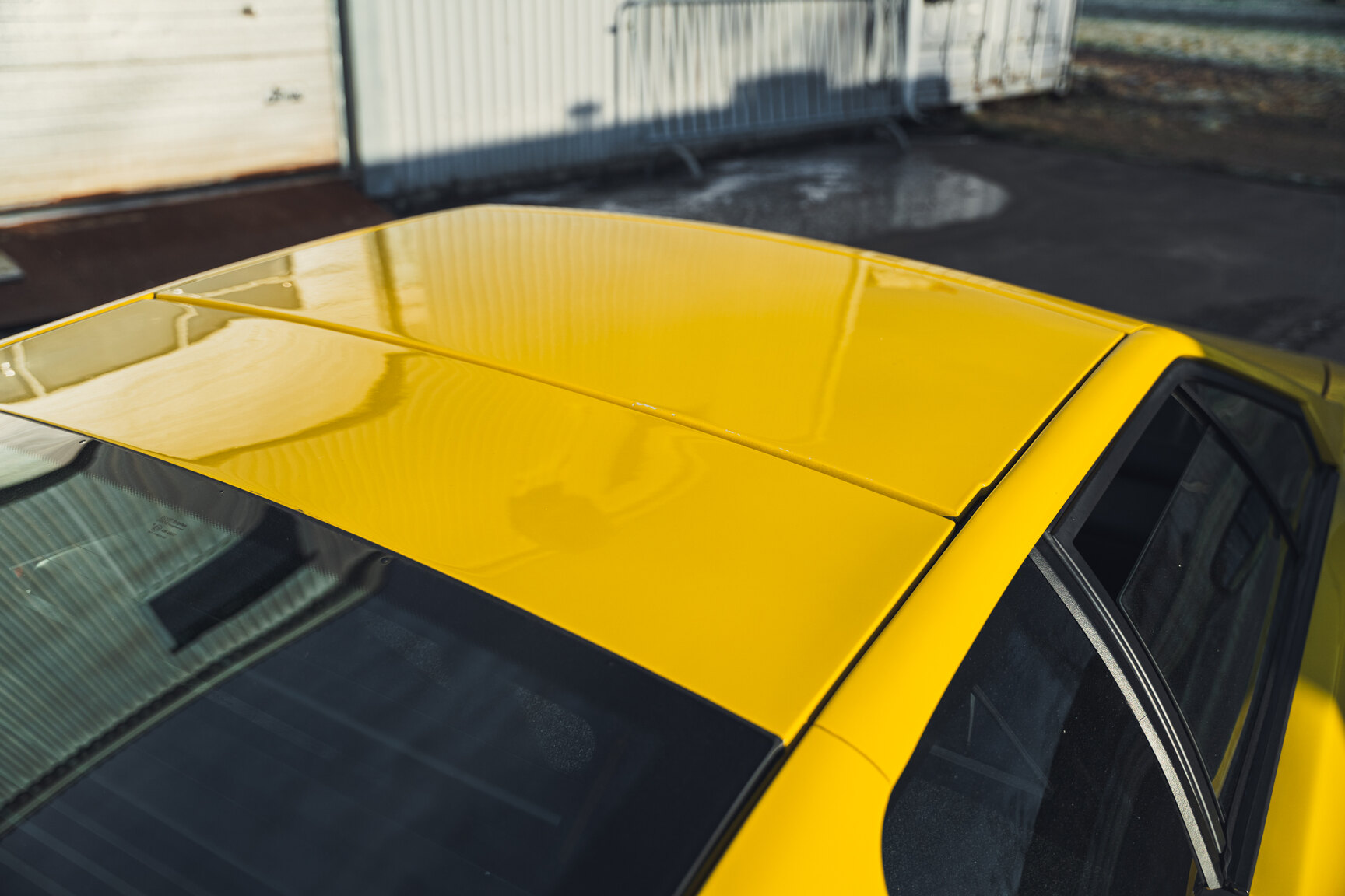 Exterior image of 1989 Lotus Esprit Turbo SE