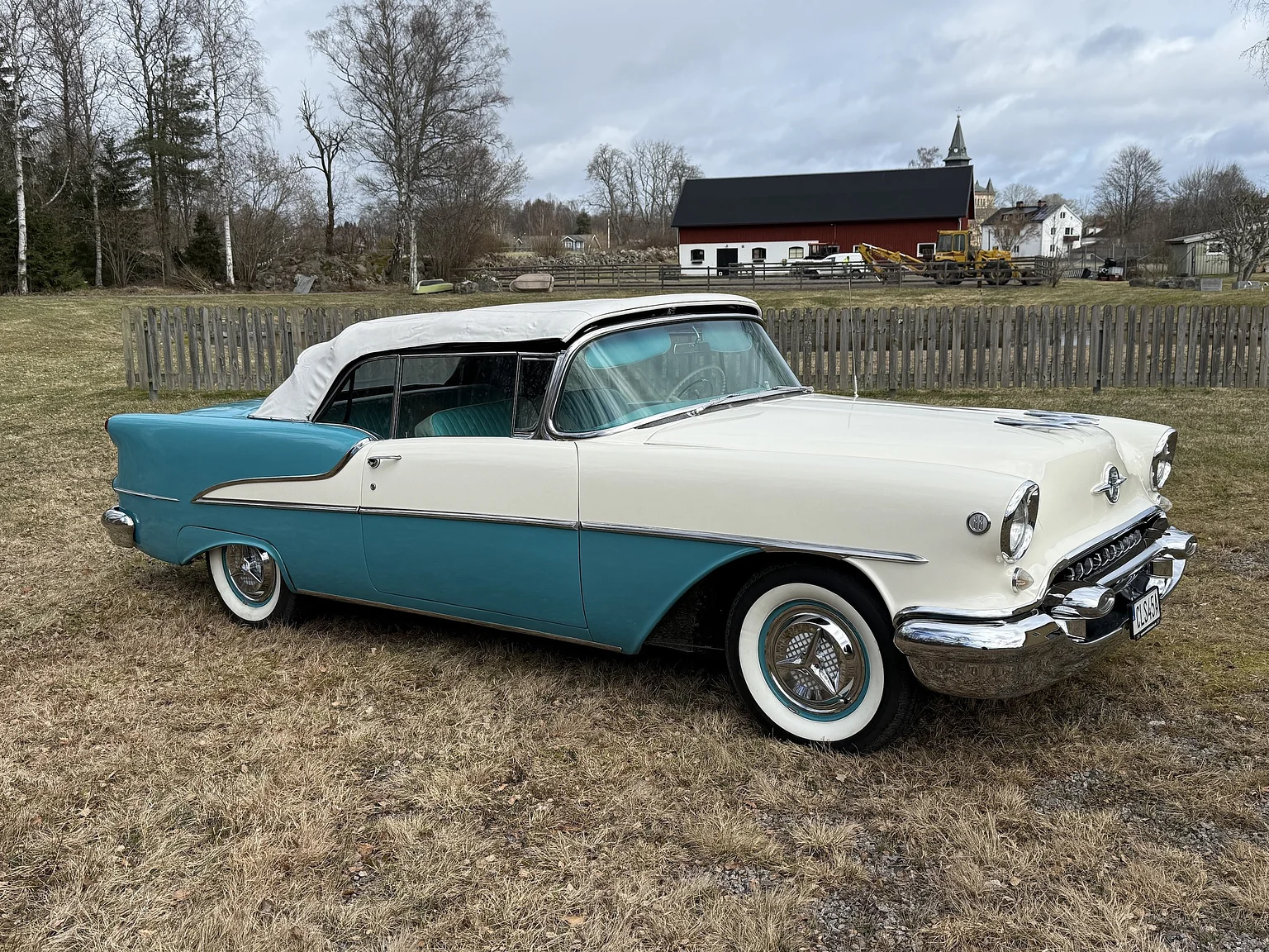 Exterior image of 1955 Oldsmobile Super 88 (58)
