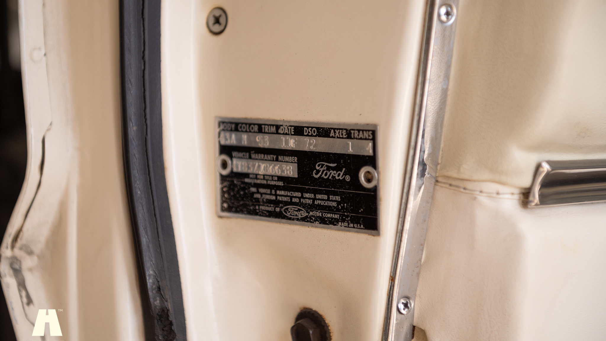 Interior image of 1964 Ford Thunderbird 6.4 HT (58)