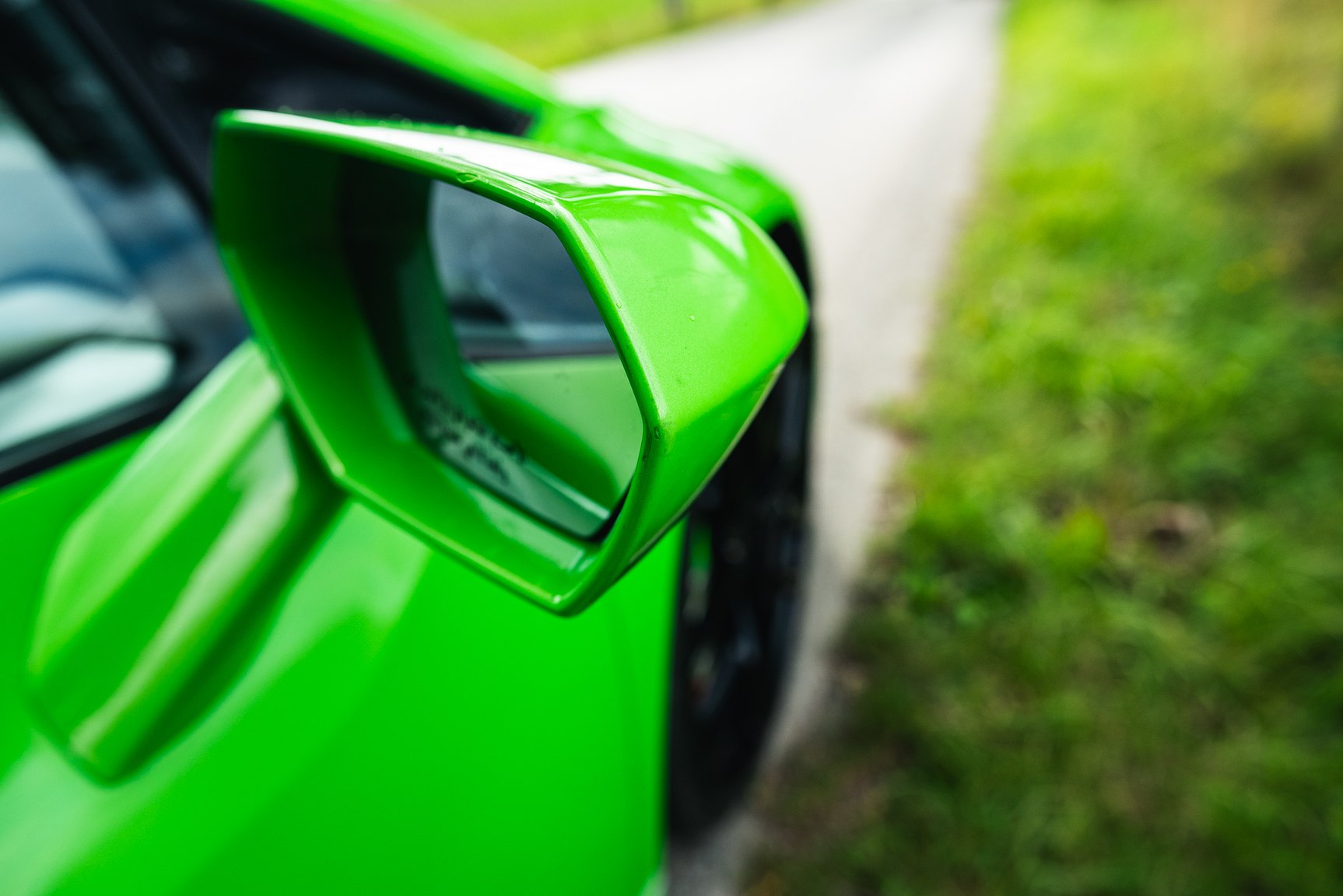 Exterior image of 2016 Lamborghini Huracan LP-610-4