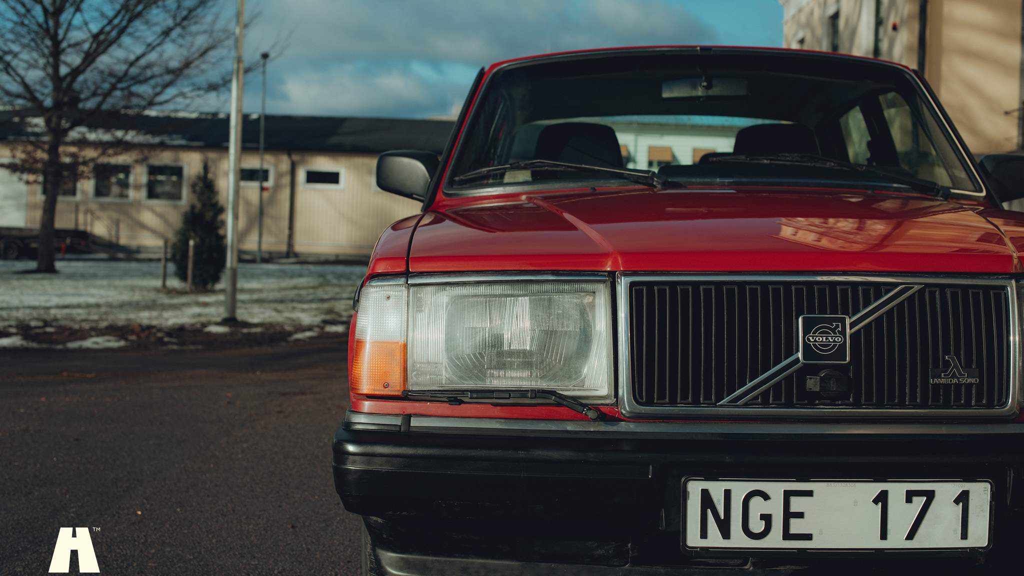 Exterior image of 1988 Volvo 240 GL (32)