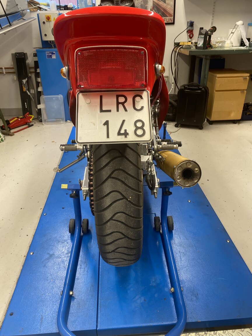 Exterior image of 1983 Nico Bakker Suzuki 1100 