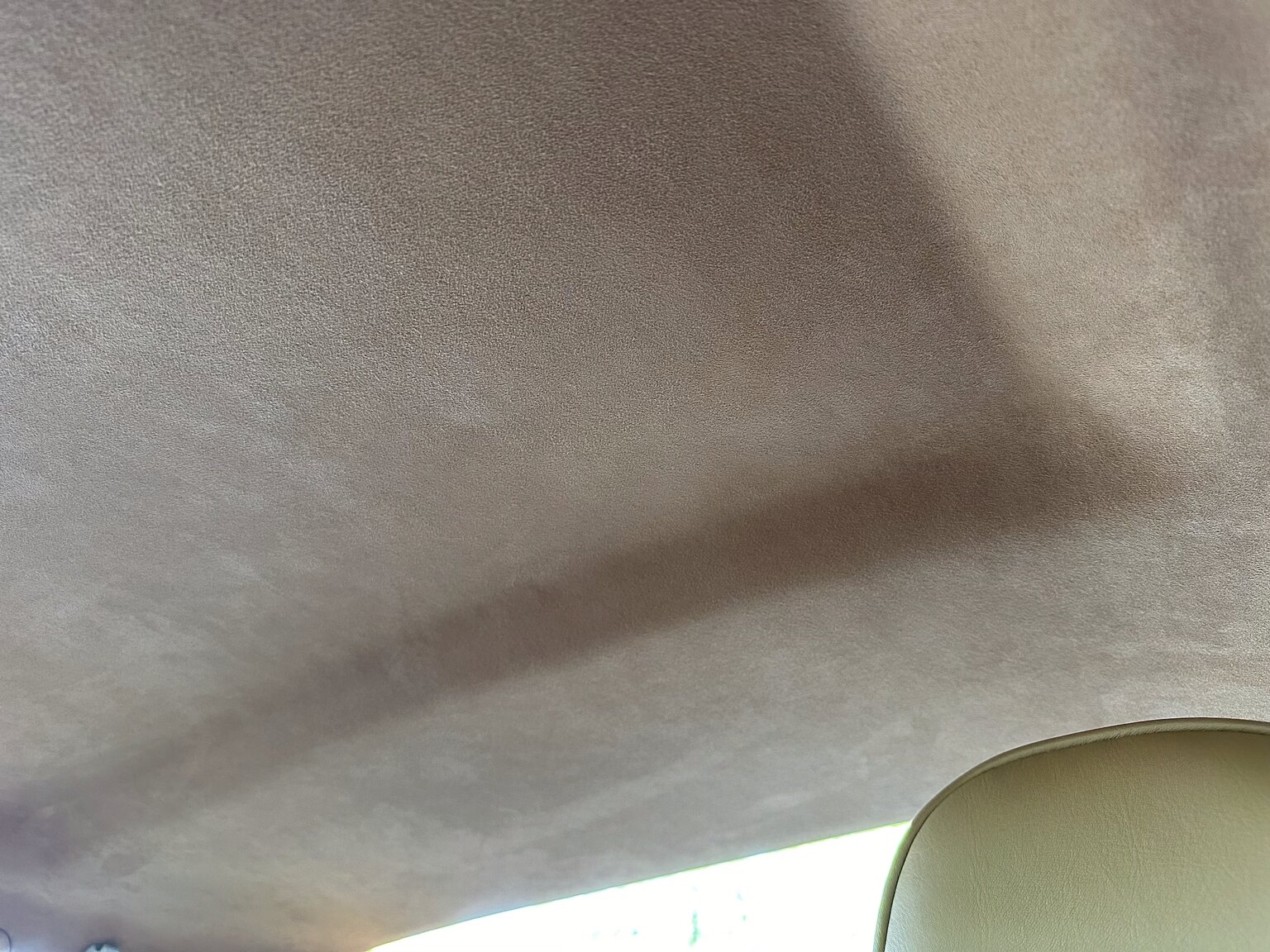 Interior image of 2003 Aston Martin DB7
