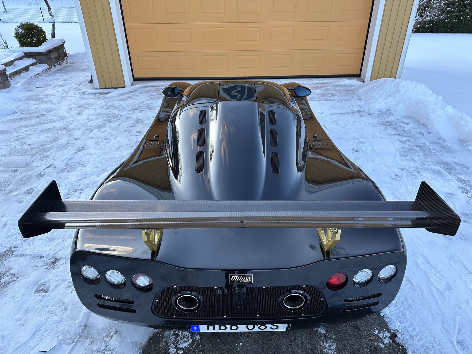 Exteriörbild på 2021 Ultima Evolution LS3