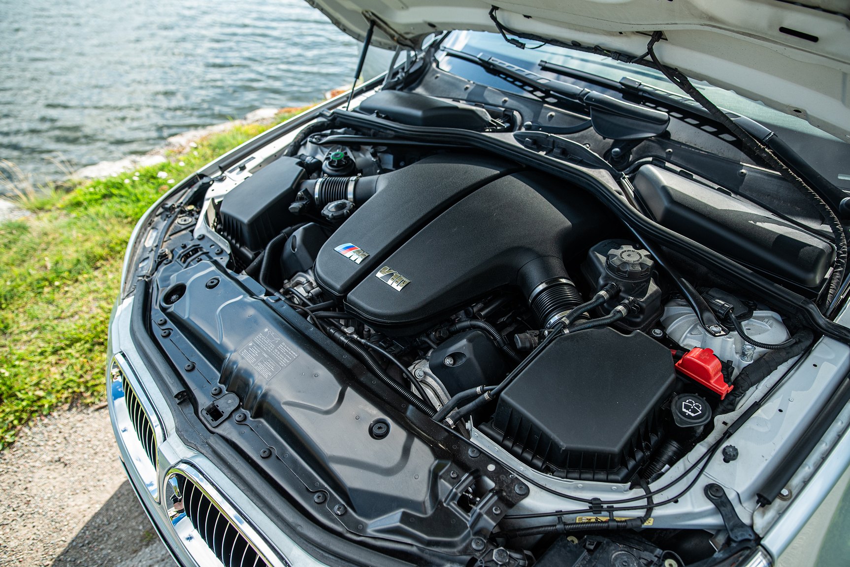 Image of 2006 BMW E60 M5 mechanics