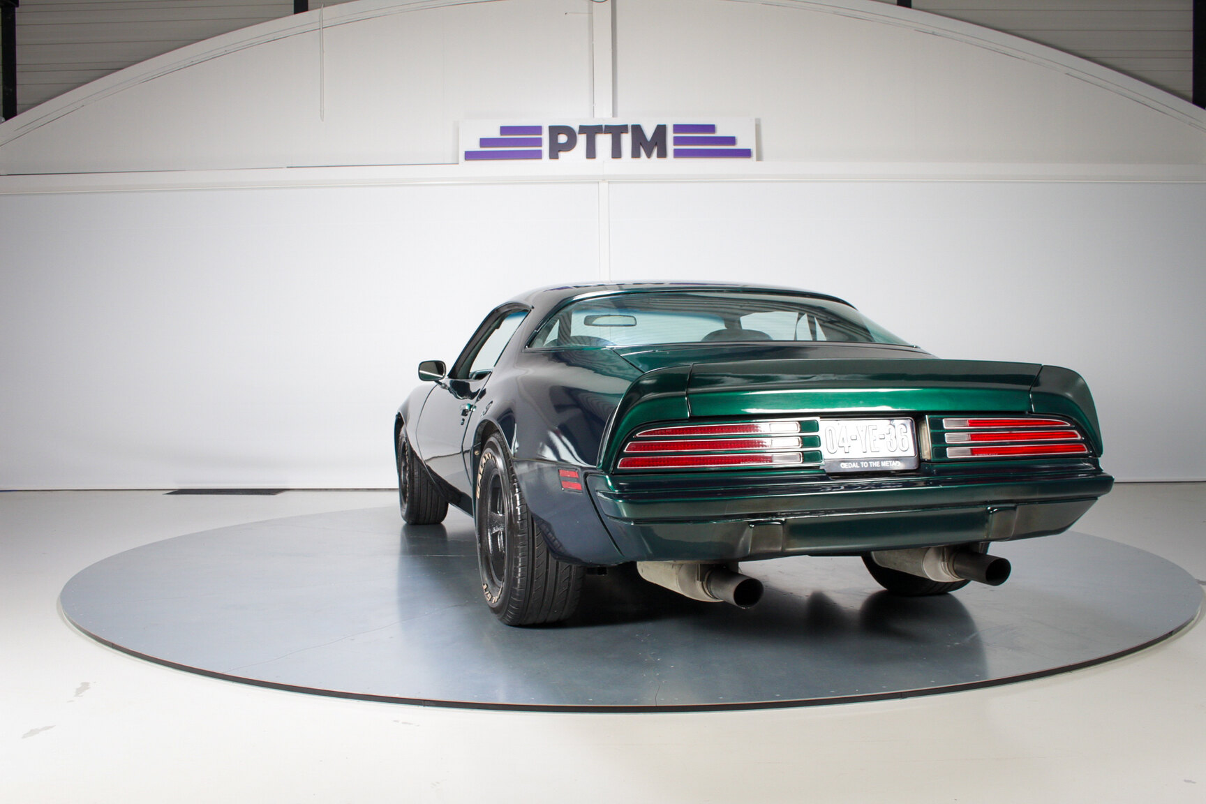 Exterior image of 1975 Pontiac Firebird Formula