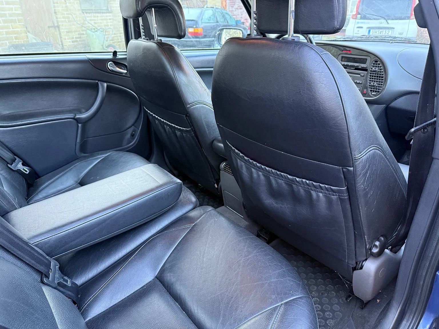 Interior image of 2001 SAAB 9-3 Aero (24)