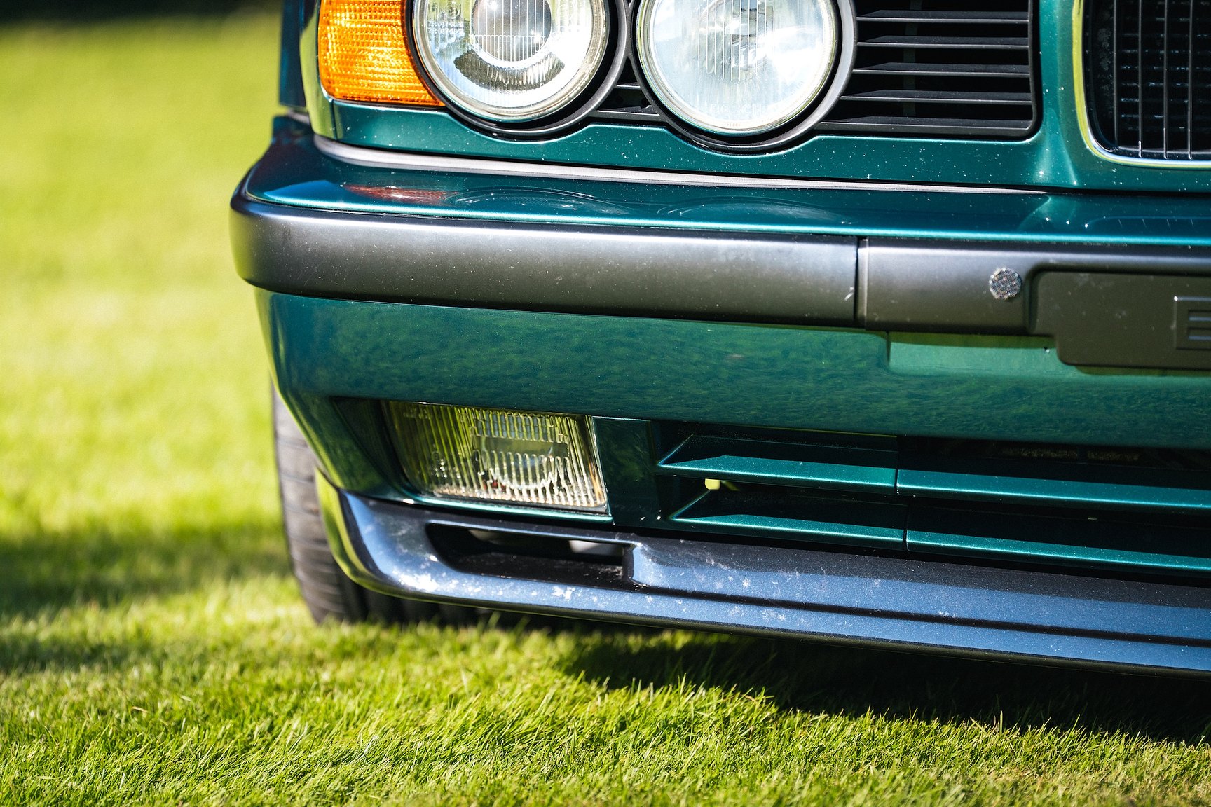 Exterior image of 1993 BMW 525 tds "No Reserve Auction"