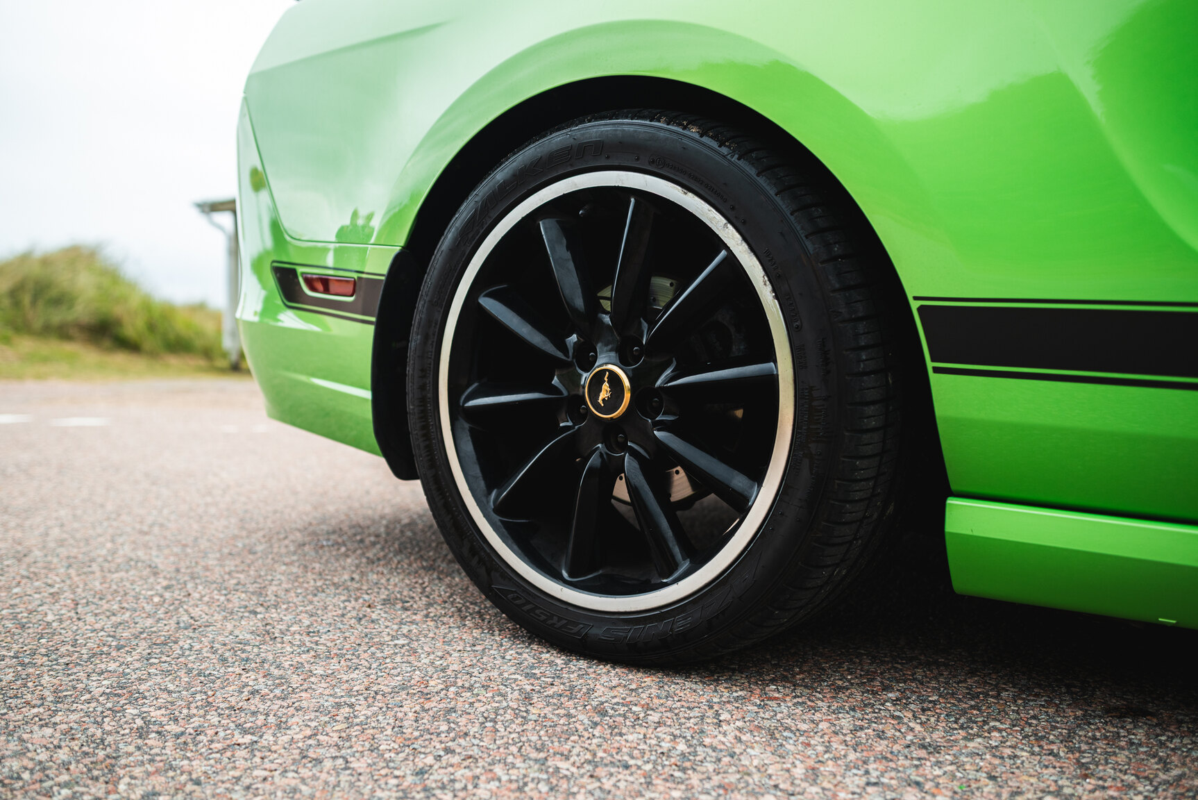 Exterior image of 2013 Ford Mustang Boss 302