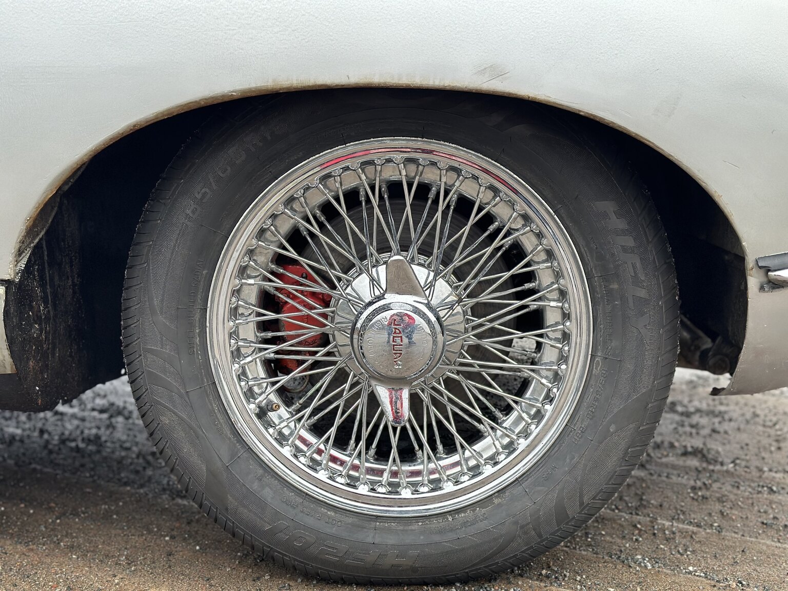 Exterior image of 1962 Jaguar E-Type 3.8 Series I