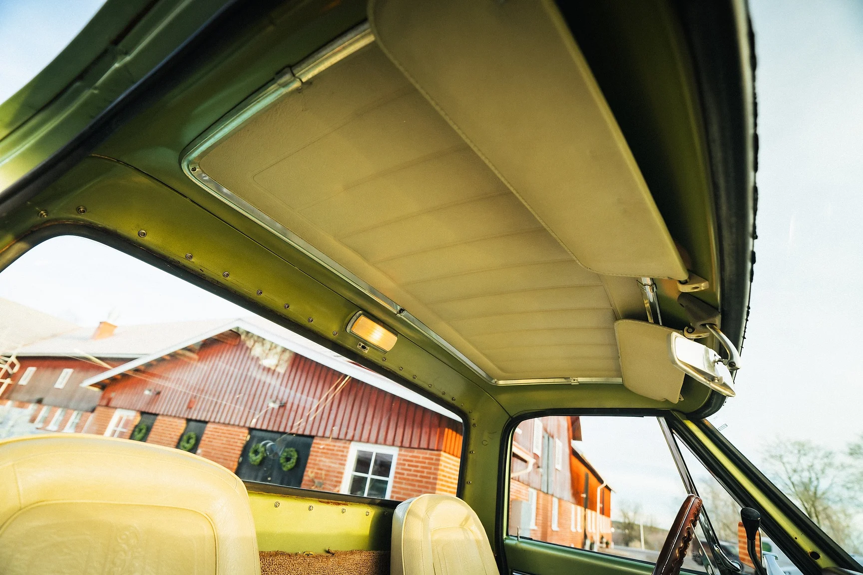 Innenraumfoto von 1970 GMC 1500 Custom Sierra Grande – NO RESERVE (41)