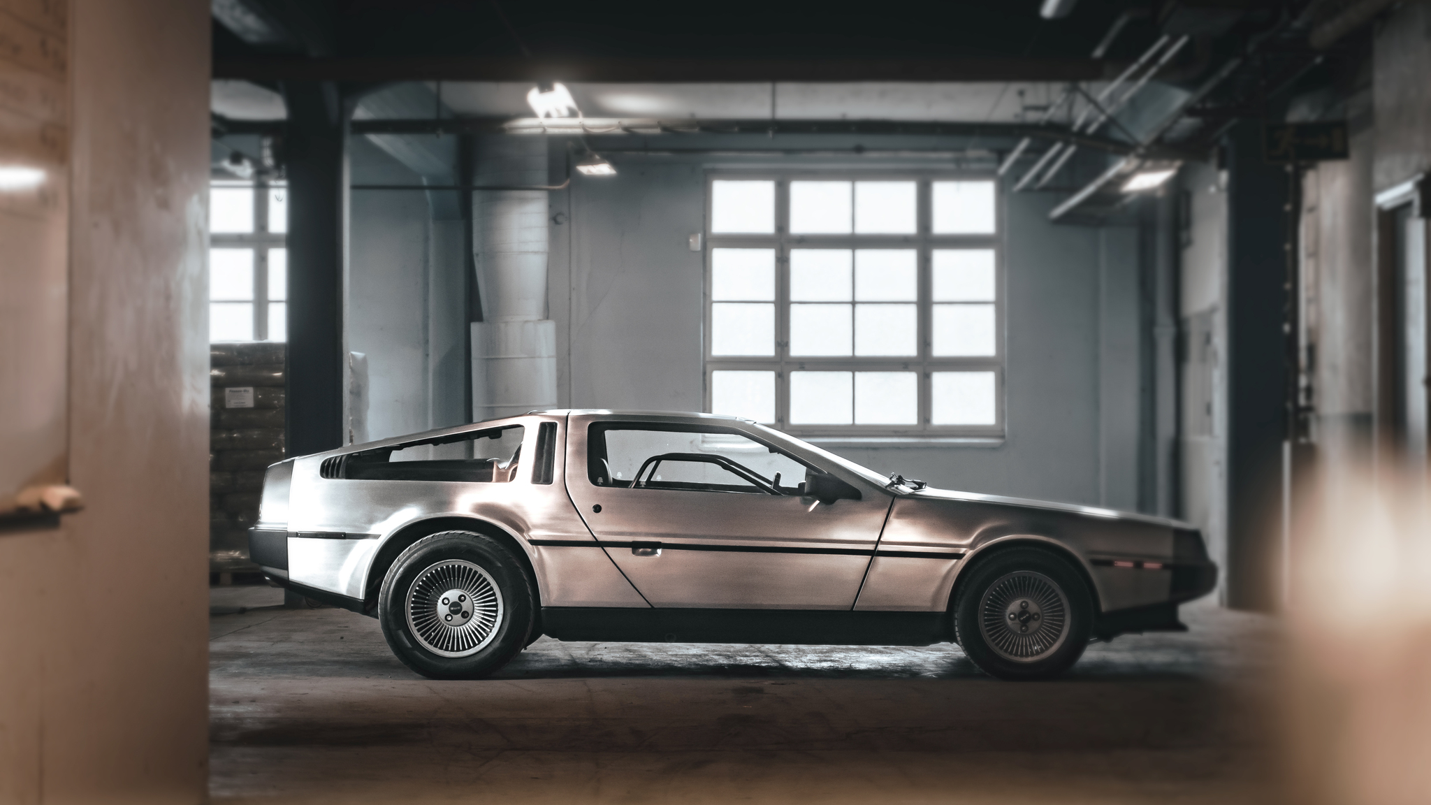 Exteriörbild på 1981 DMC DeLorean 