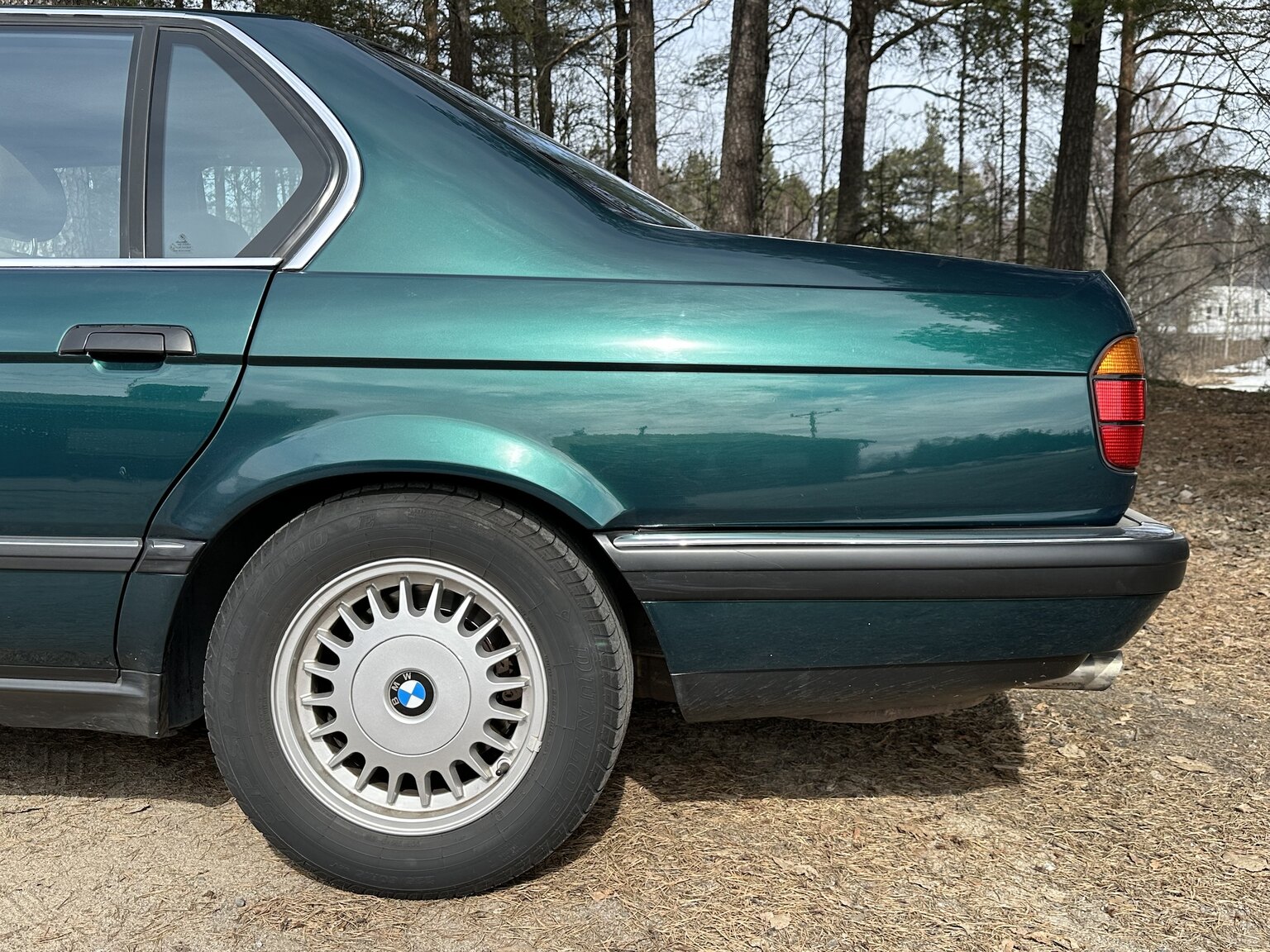 Exteriörbild på 1992 BMW 740iA