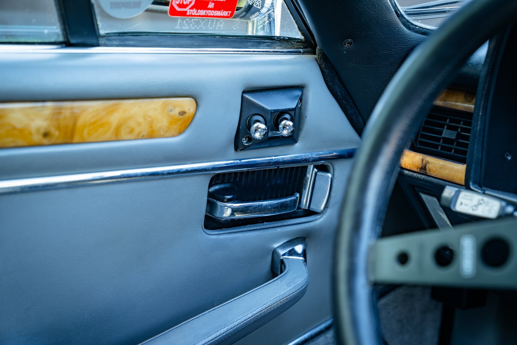 Interior image of 1985 Jaguar XJ-S HE