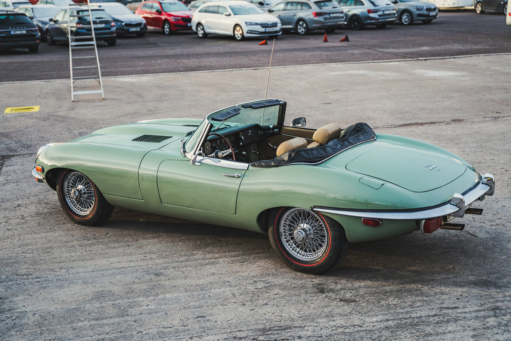 Exteriörbild på 1970 Jaguar E-Type Roadster