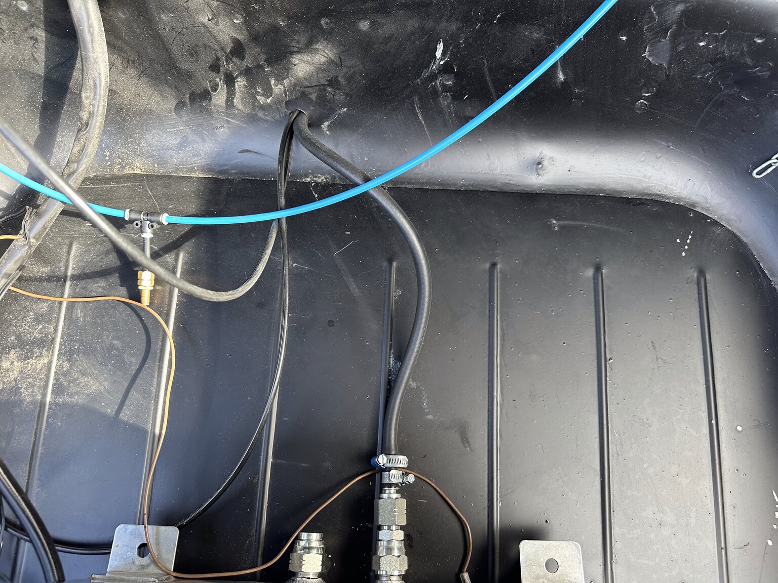 Image of 1969 Volvo 144 custom mechanics