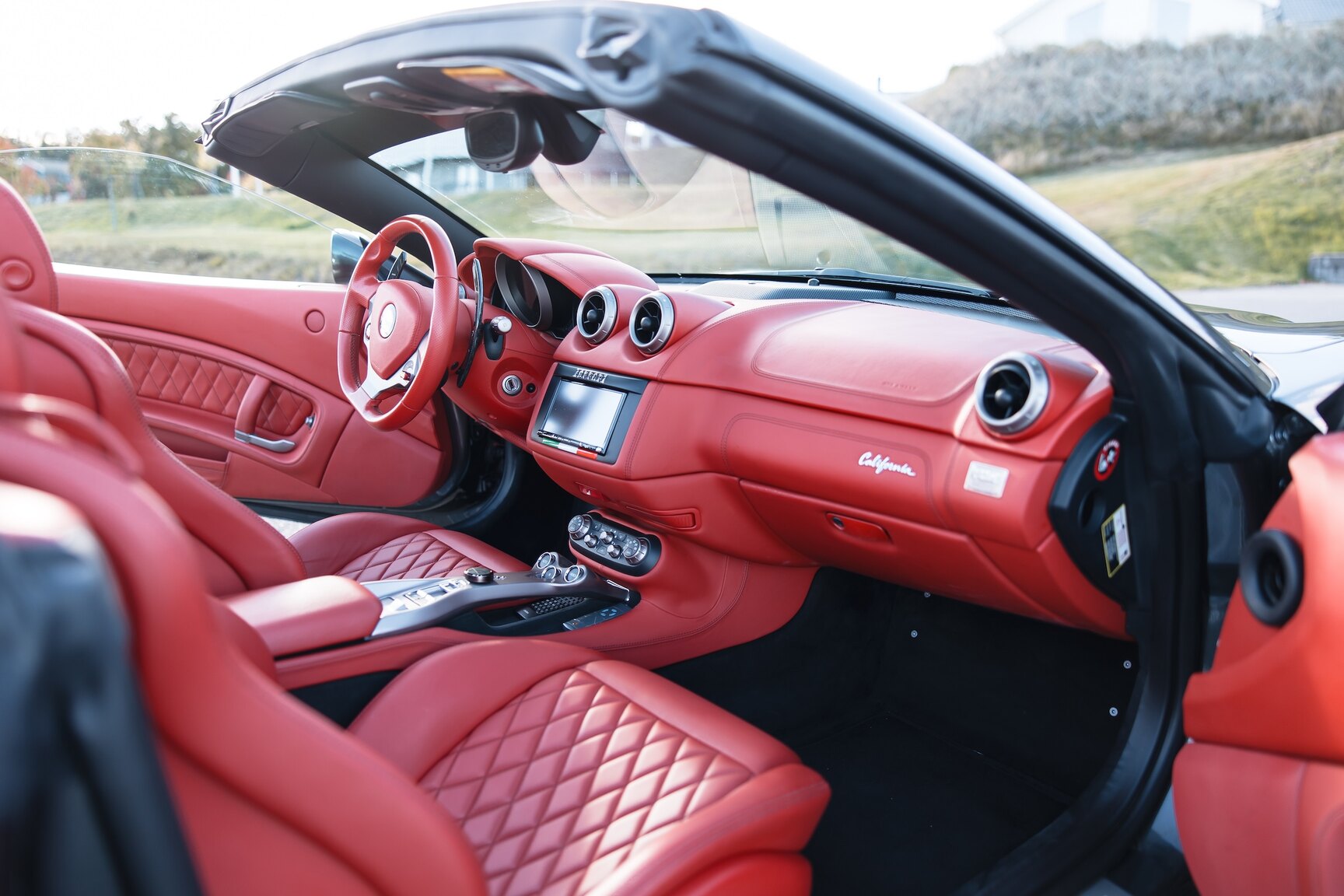 Interior image of 2011 Ferrari California 