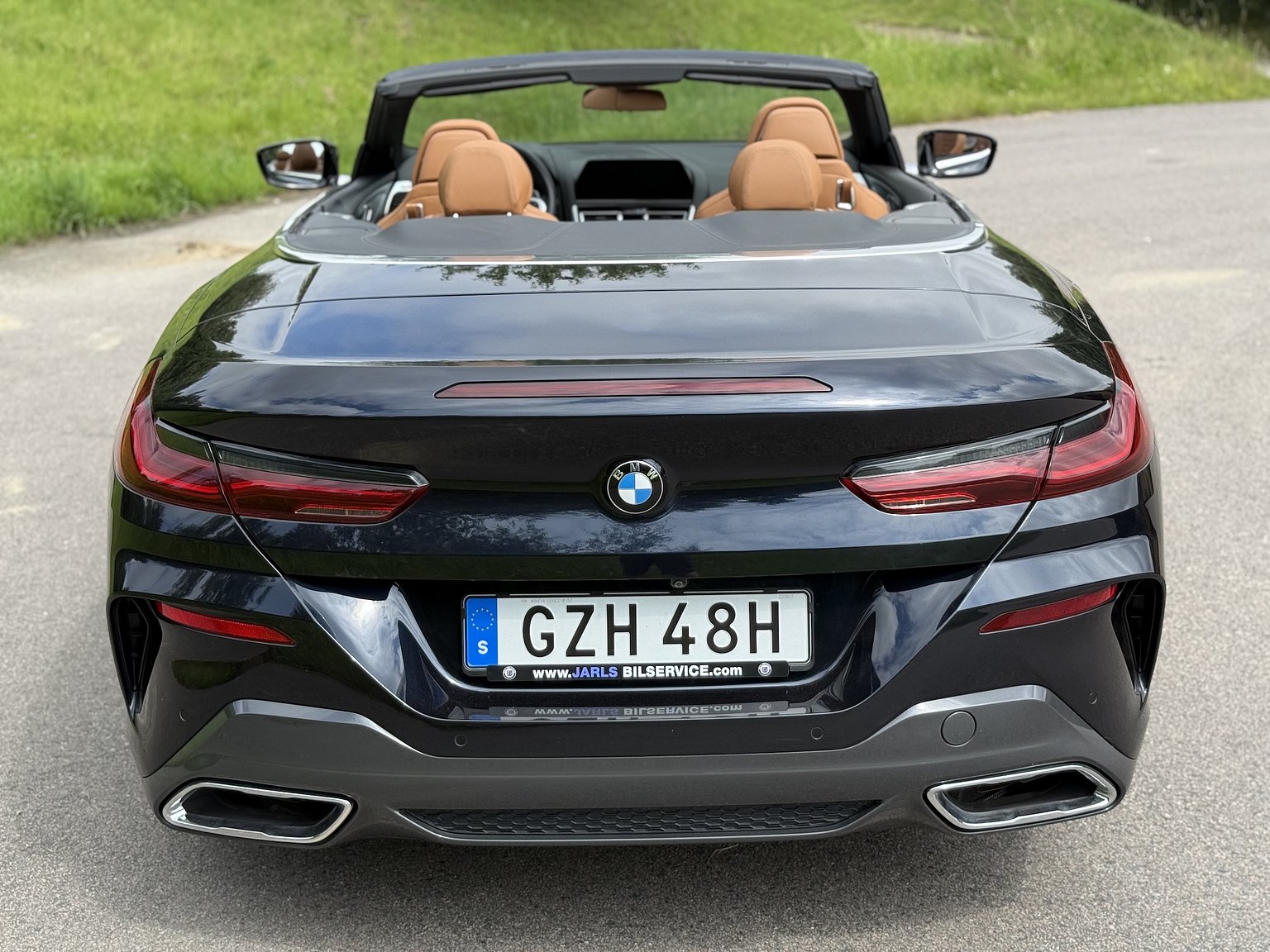 Exterior image of 2019 BMW M850i xDrive Convertible Steptronic