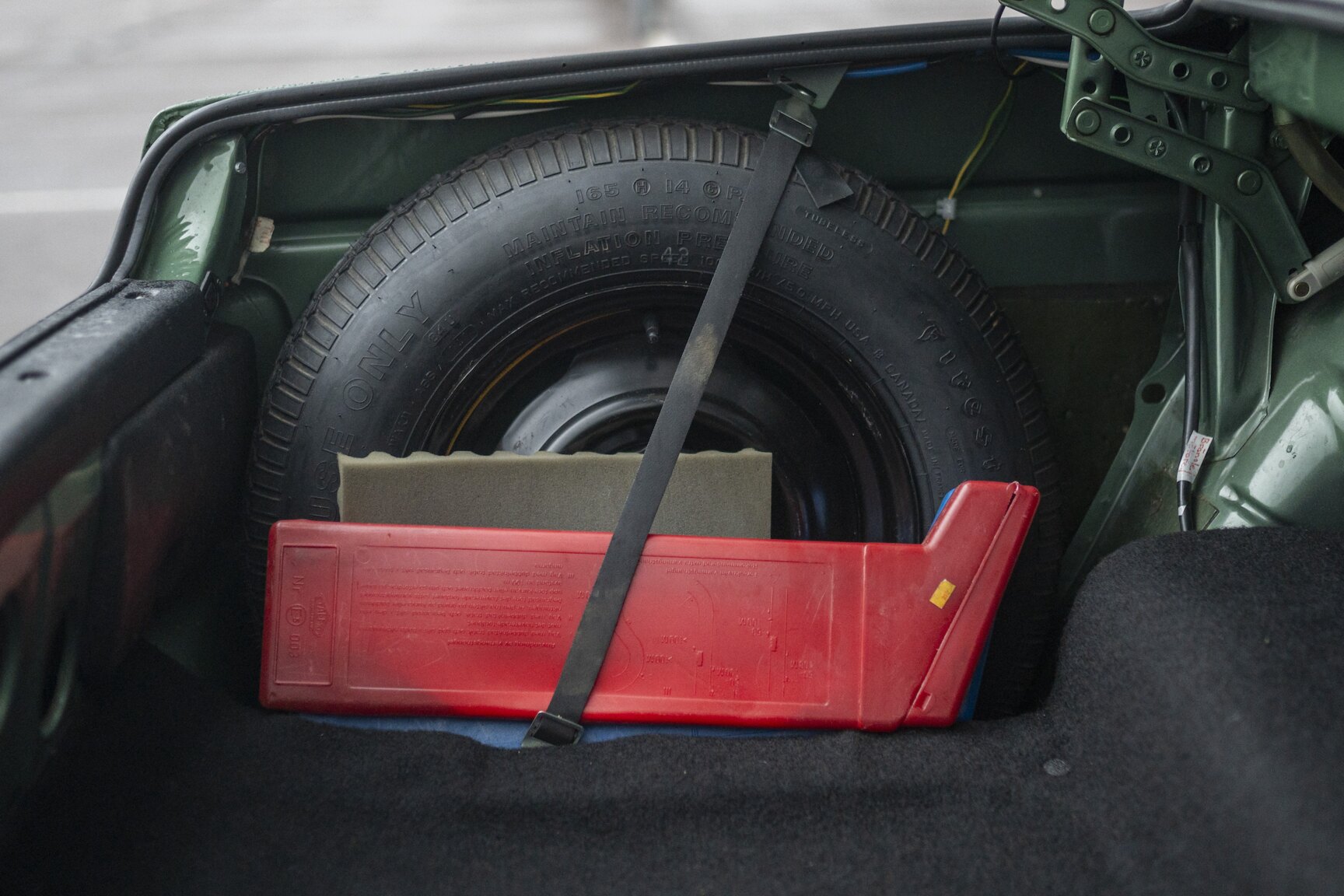 Interior image of 1981 Volvo 244