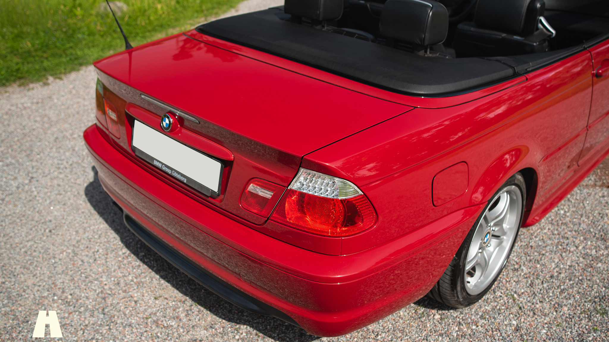 Exteriörbild på 2005 BMW 320ci M-sport Cabriolet