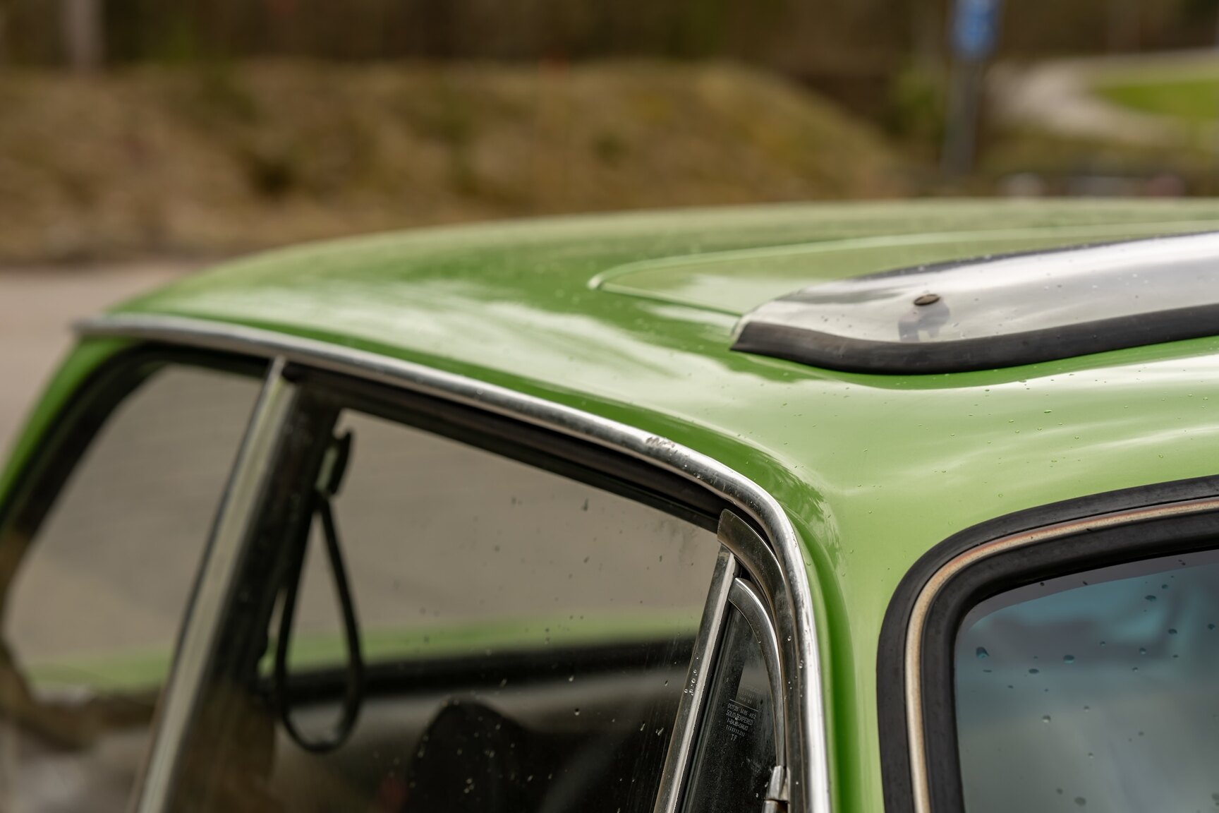 Exterior image of 1975 BMW 2002