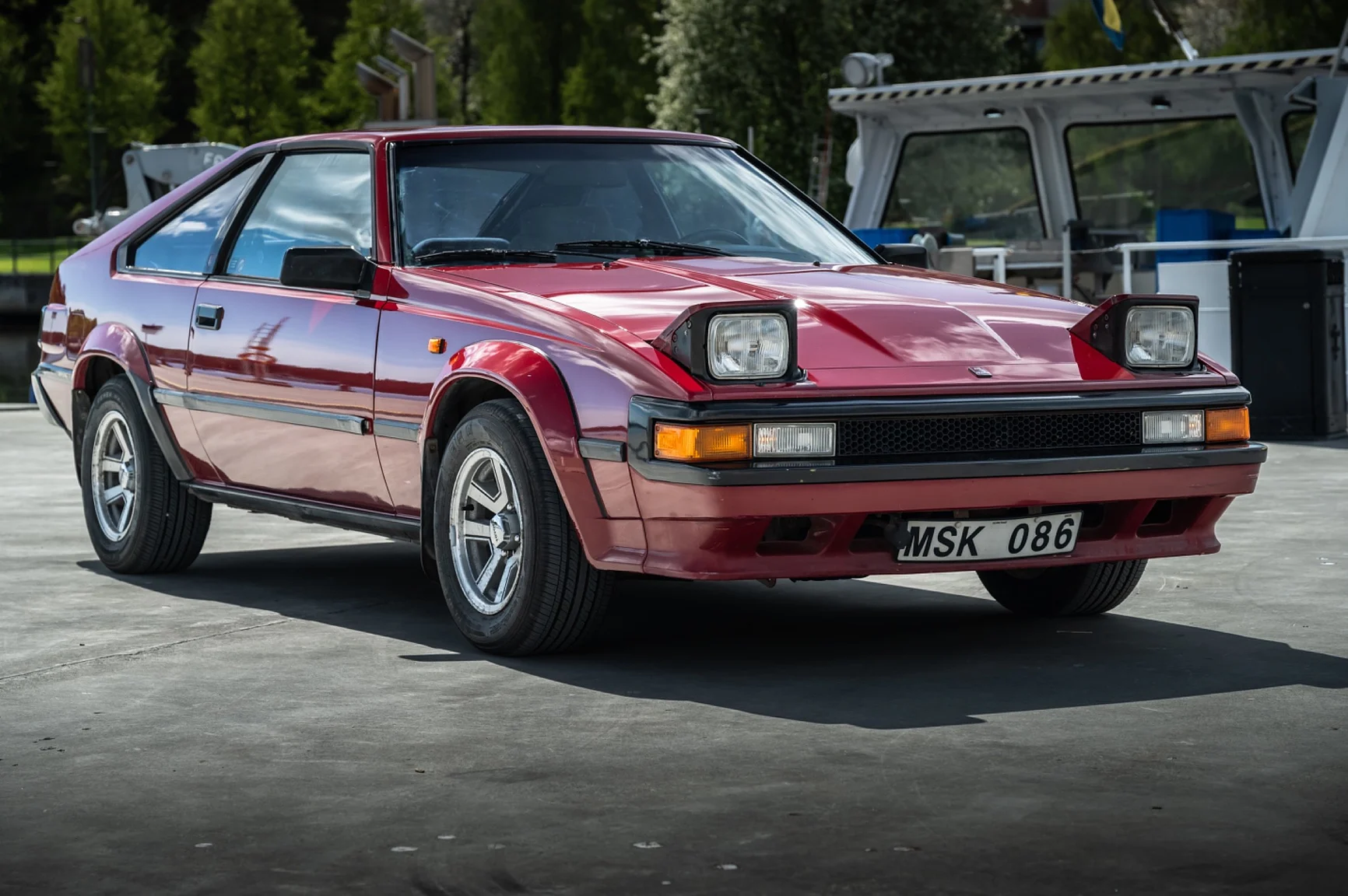 Exterior image of 1986 Toyota Celica Supra 2.8 (8)
