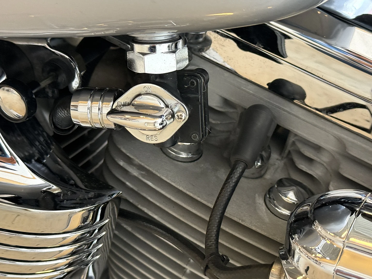 Innenraumfoto von 1999 Harley-Davidson Fxst Softail (16)