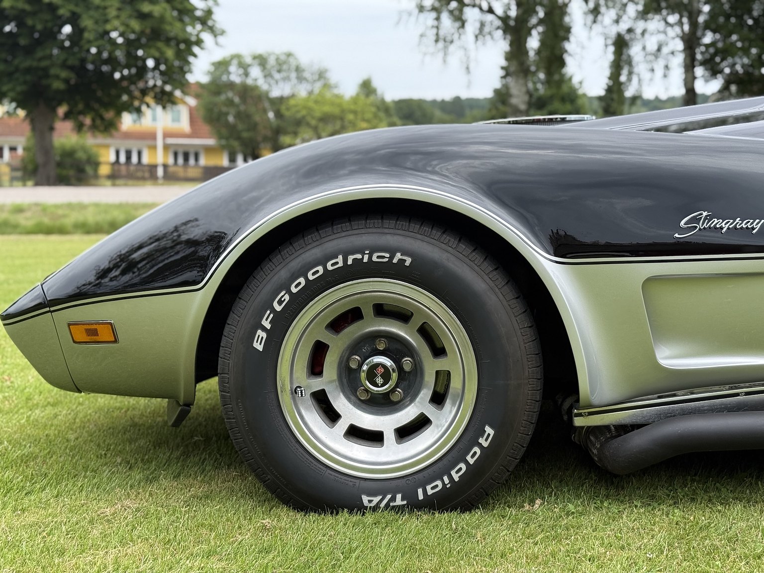Exterior image of 1973 Chevrolet Corvette Stingray