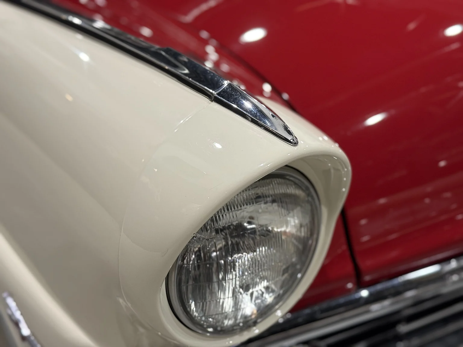 Exteriörbild på 1956 Ford Fairlane Sunliner V8 5.1 (56)