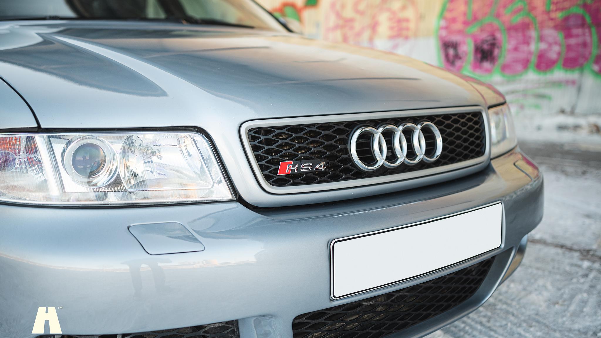 Exteriörbild på 2001 Audi RS4 B5 (33)