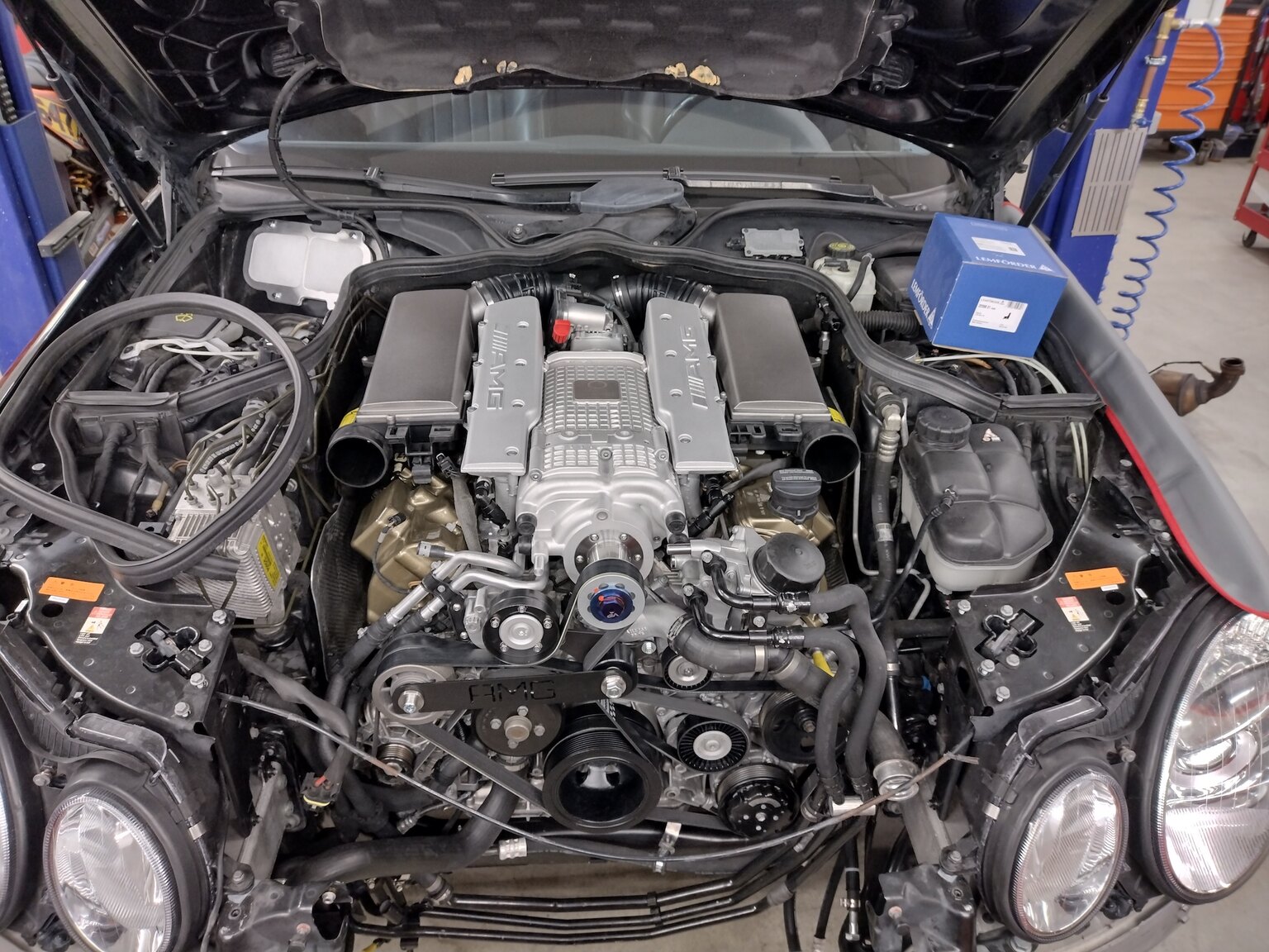 Image of 2003 Mercedes-Benz E55 AMG mechanics