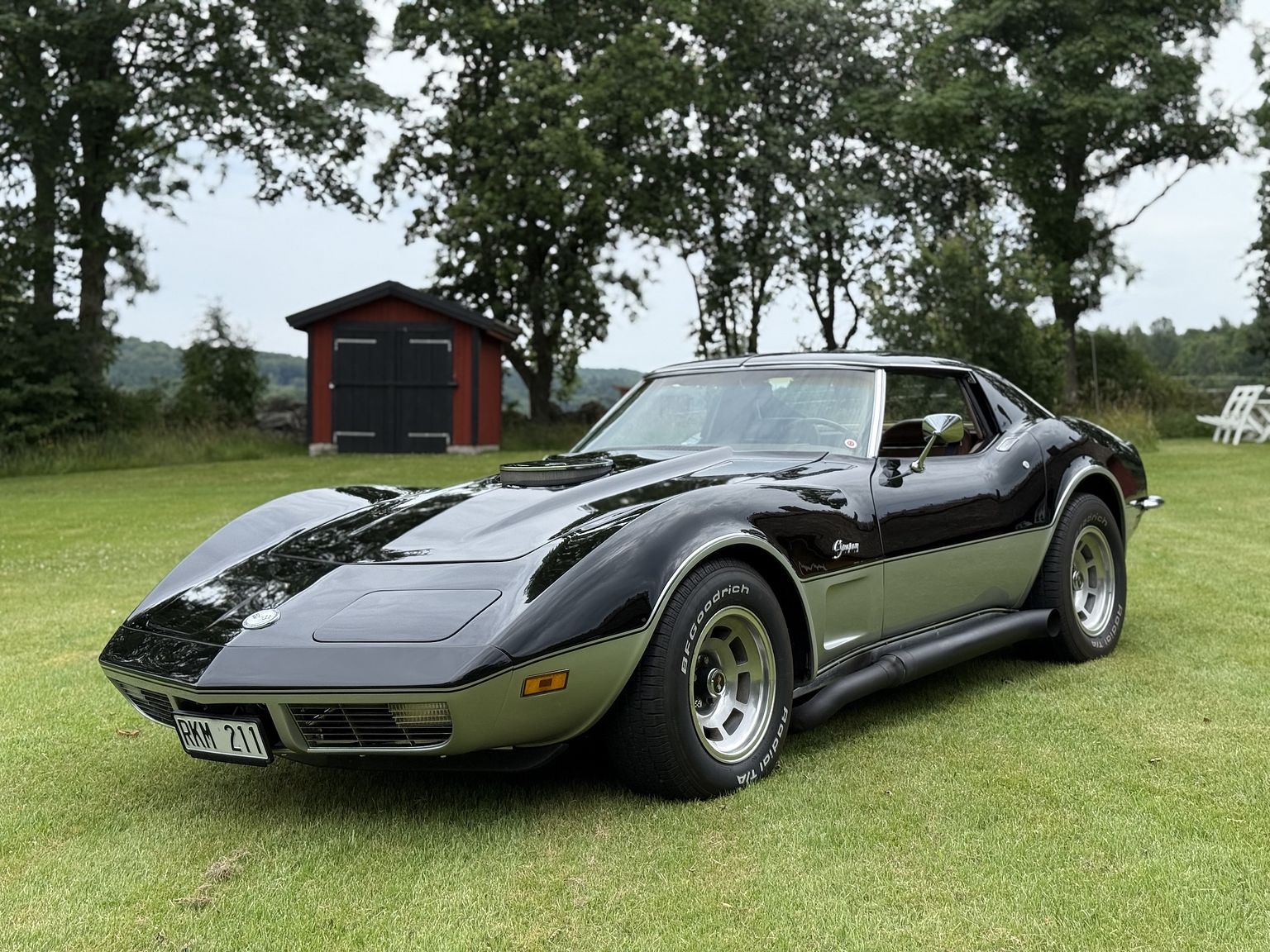Exterior image of 1973 Chevrolet Corvette Stingray