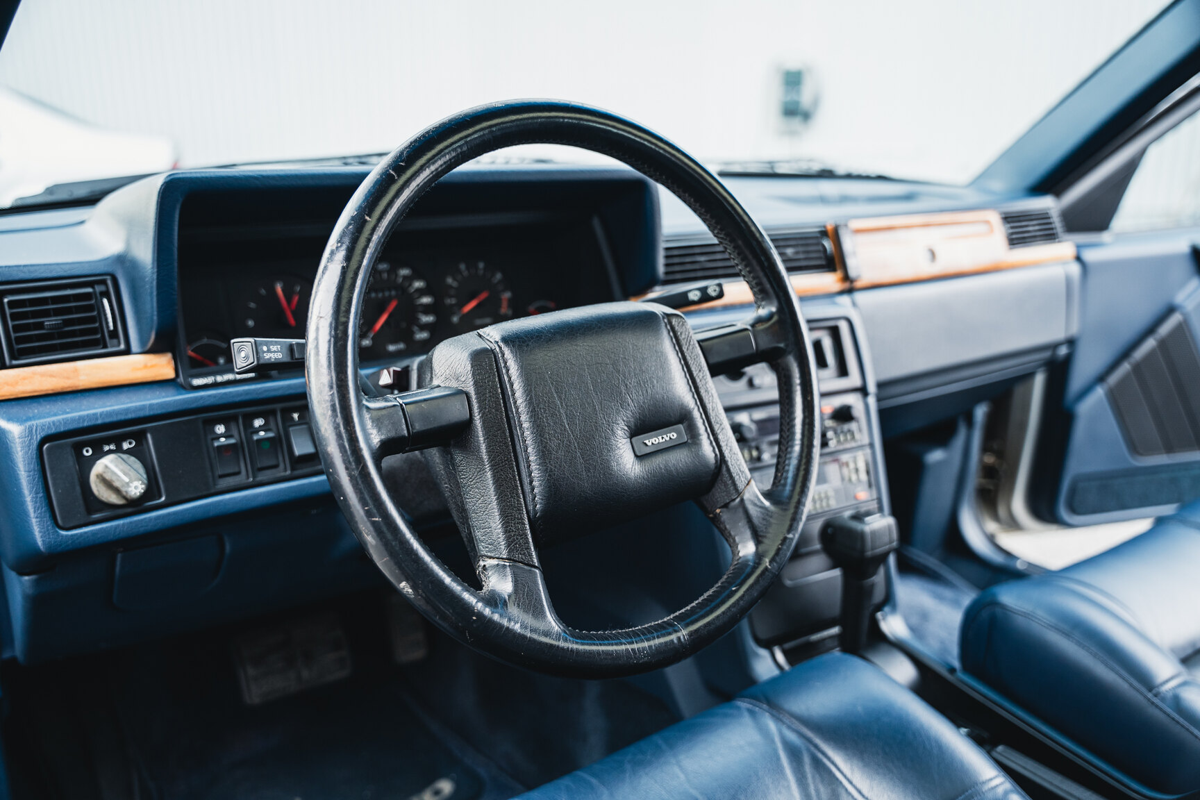 Innenraumfoto von 1988 Volvo 780 Bertone Coupé