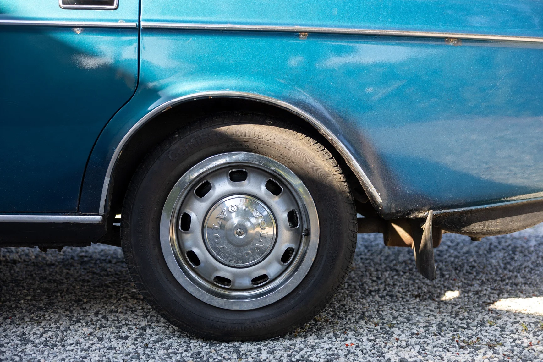 Exterior image of 1973 Volvo 164E (36)