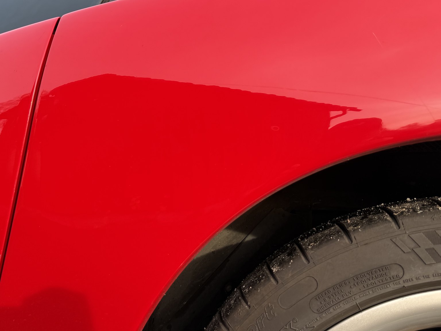 Exterior image of 2003 Ferrari 575M Maranello