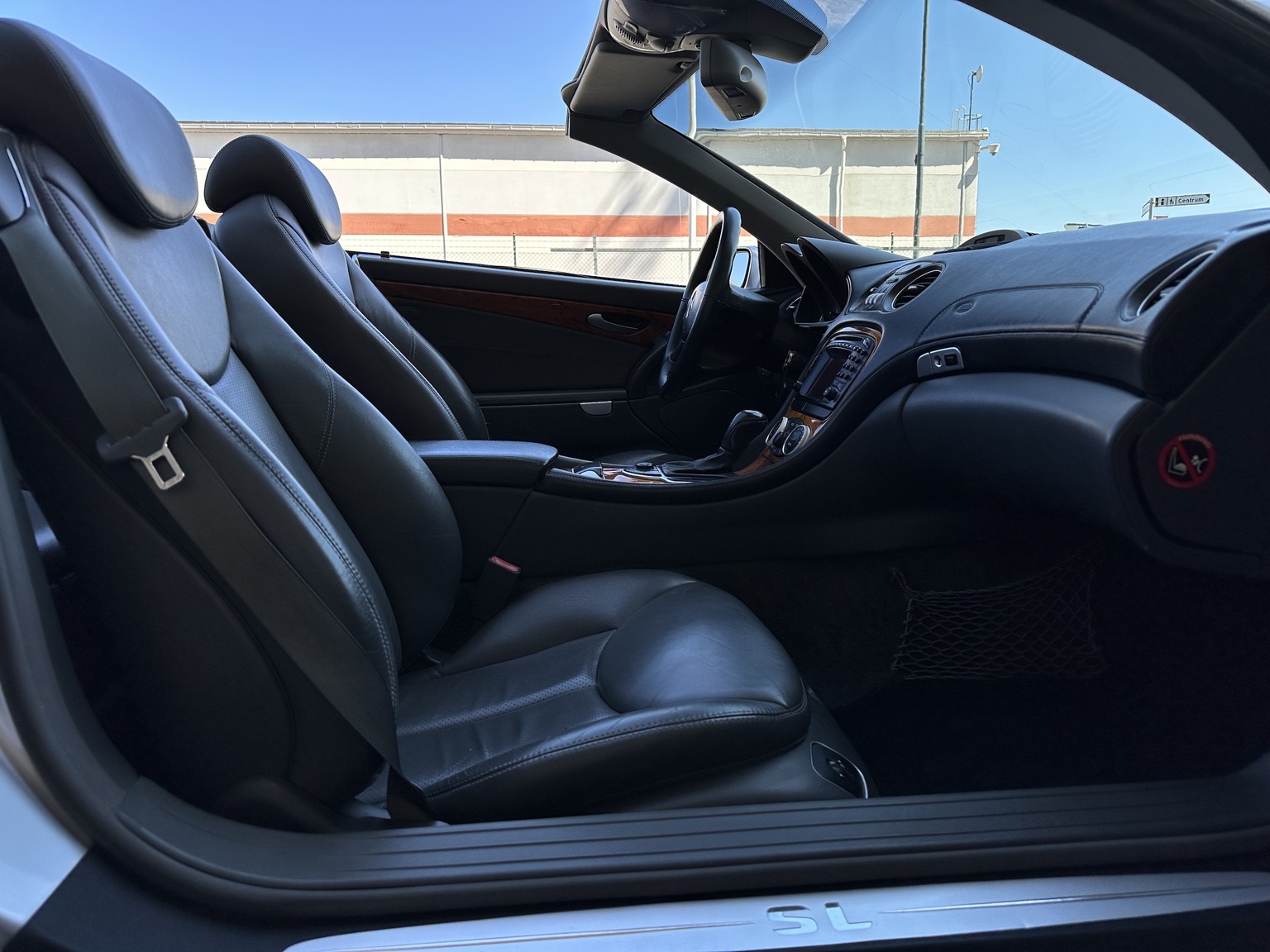 Interiörbild 2002 Mercedes SL 500 (25)
