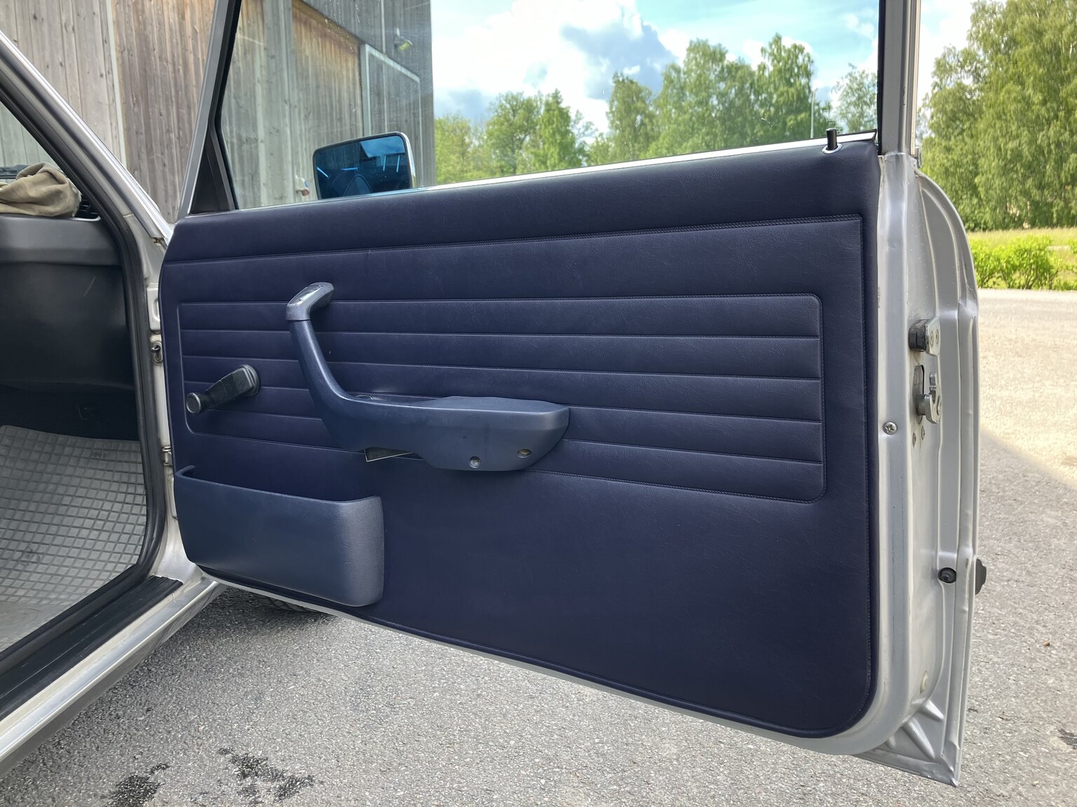 Innenraumfoto von 1979 BMW 323i