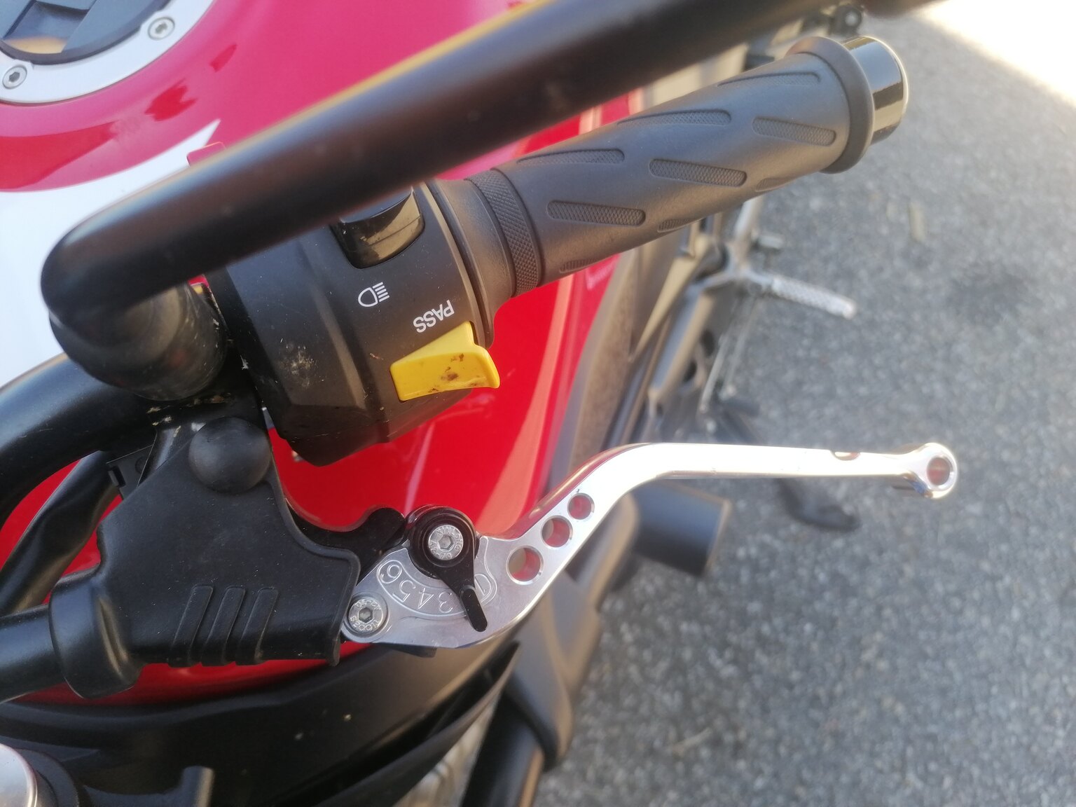 Exterior image of 2017 Suzuki SV650